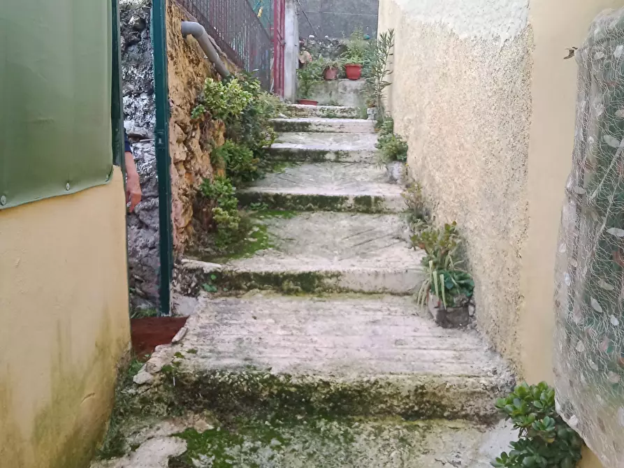Immagine 7 di Porzione di casa in vendita  in Via Gallardi 8 a Ventimiglia