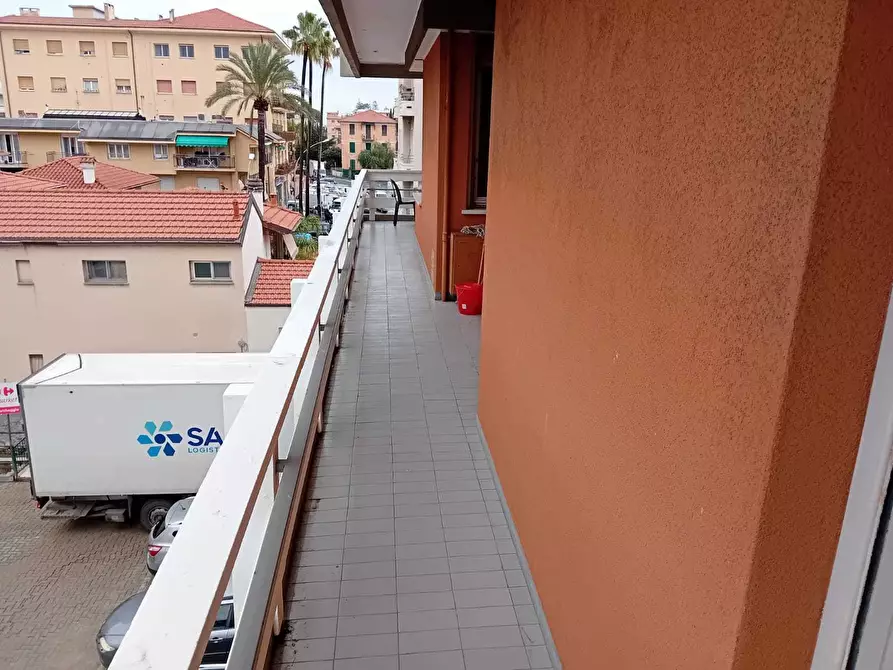 Immagine 46 di Trilocale in affitto  in Via Braie 3 a Bordighera