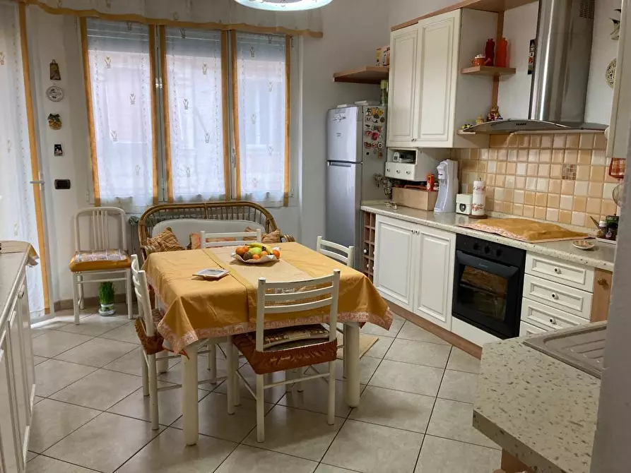 Immagine 22 di Quadrilocale in vendita  in Via Martiri della libertà 9 a Ventimiglia