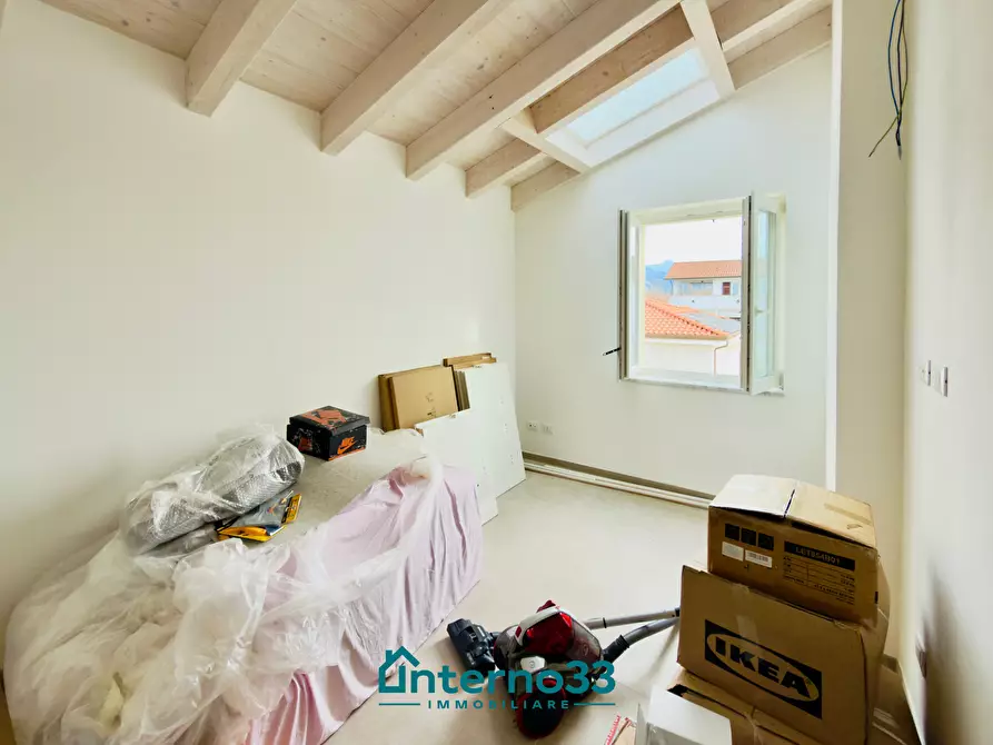 Immagine 19 di Villetta a schiera in vendita  in Via Dogana 30 a Ortonovo