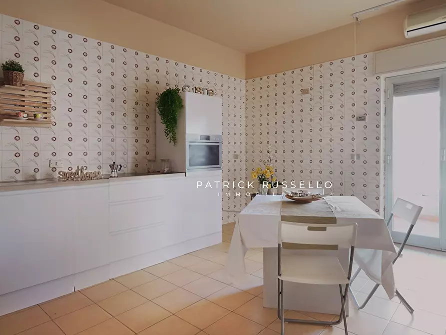 Immagine 6 di Quadrilocale in vendita  in Via Parioli 6 a Gela