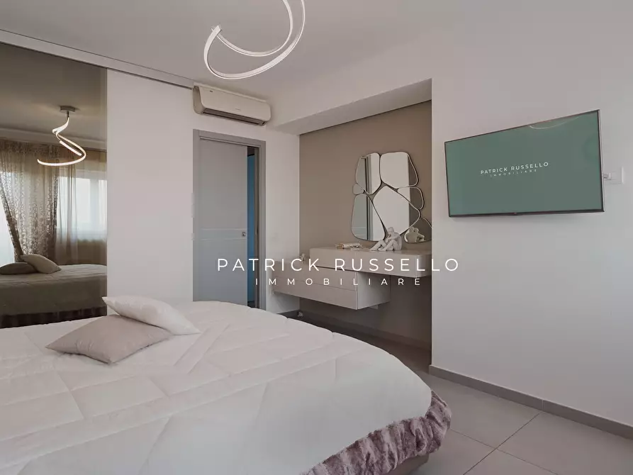 Immagine 16 di Quadrilocale in vendita  in Via Bonfiglio Fiorentino 4 a Gela