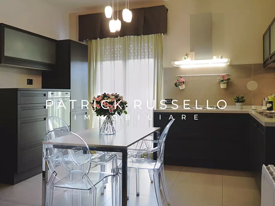 Immagine 8 di Trilocale in vendita  in Via Lupi, 37 a Gela