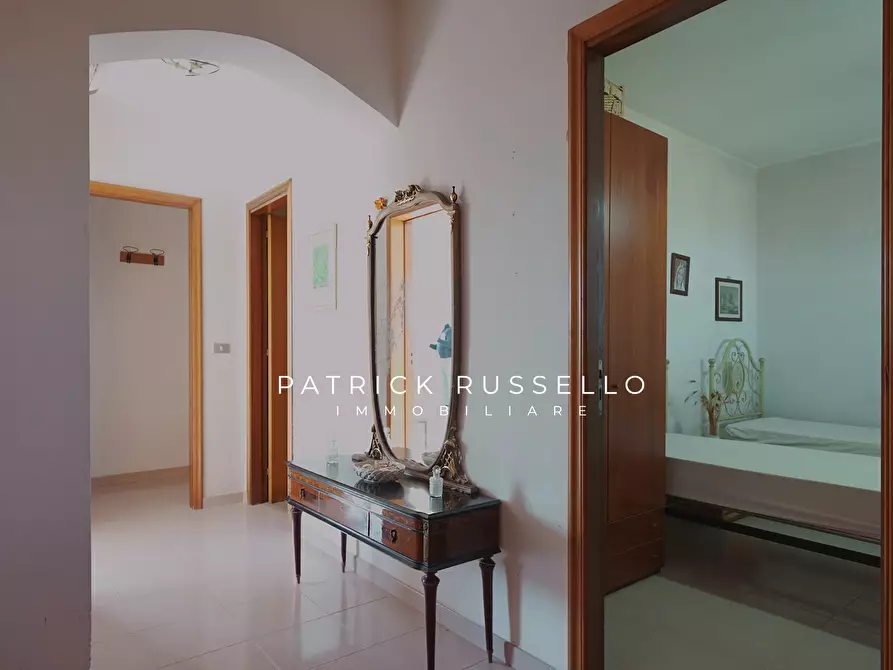 Immagine 21 di Villa in vendita  in Via dei Rovi snc a Gela