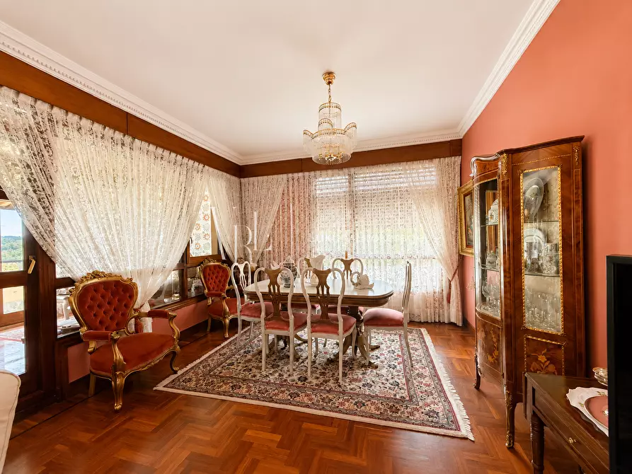 Immagine 10 di Villa in vendita  a Roma