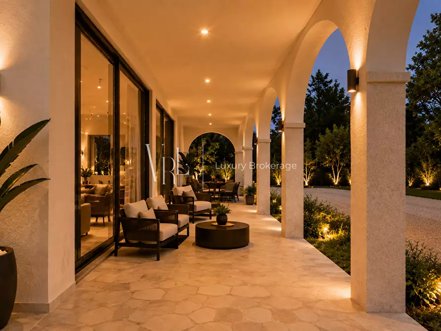 Immagine 6 di Villa in vendita  a Roma
