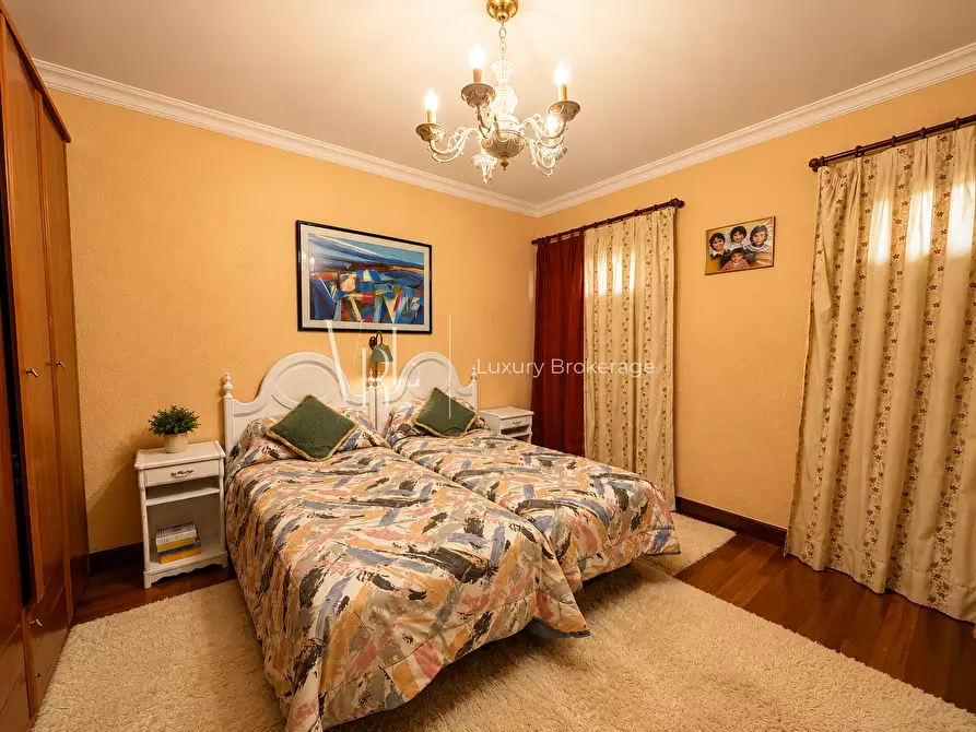 Immagine 21 di Villa in vendita  a Roma