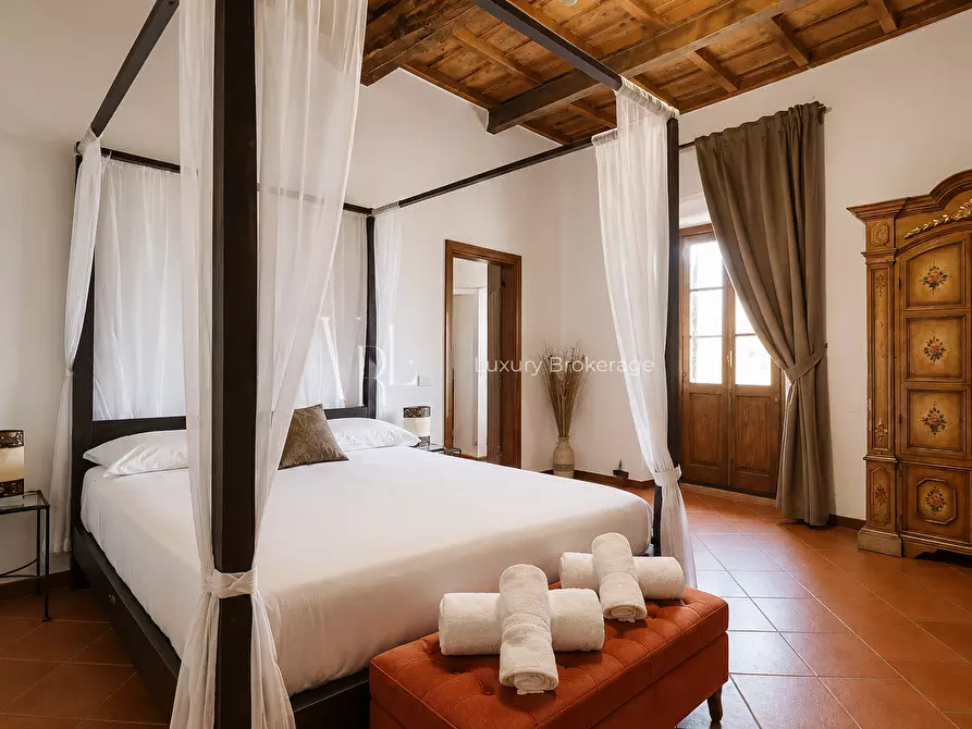 Immagine 7 di Casa indipendente in vendita  a Tivoli