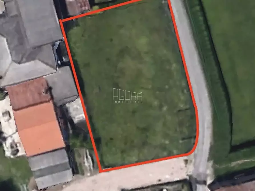 Immagine 1 di Terreno agricolo in vendita  a Rovigo
