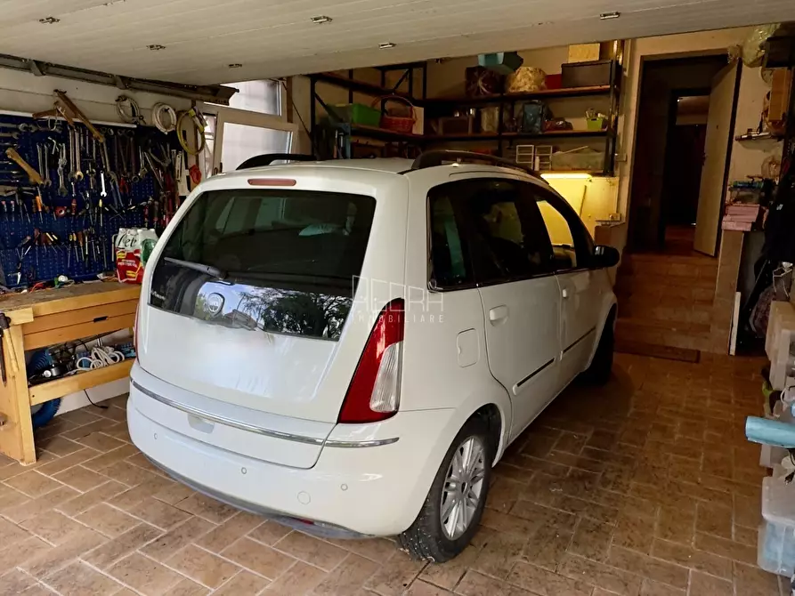 Immagine 30 di Villa in vendita  in Via Santa Lucia 283 a Arqua' Polesine