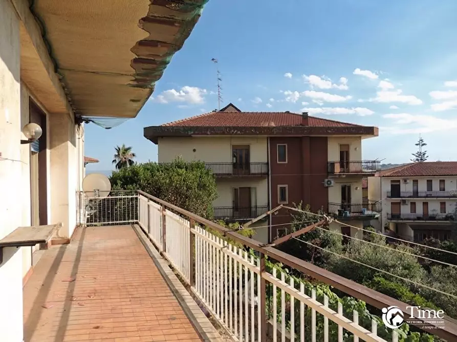 Immagine 12 di Pentalocale in vendita  in Via delle Azalee 13 a Misterbianco