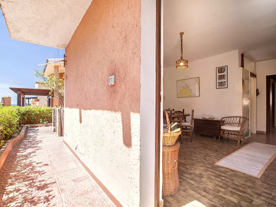 Immagine 27 di Trilocale in vendita  in via rinaggiu a Trinità D'agultu E Vignola