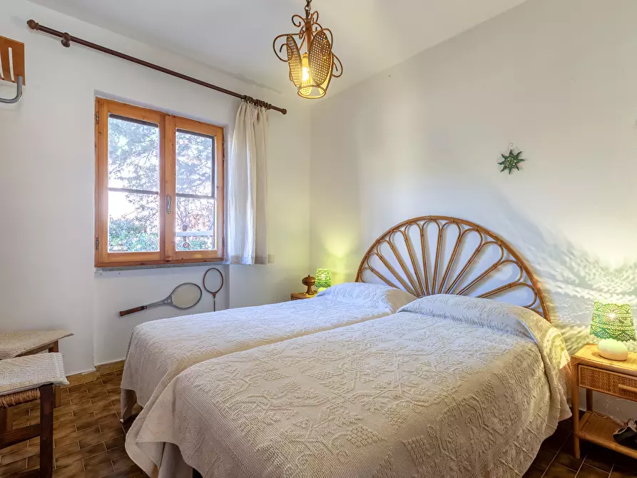 Immagine 3 di Trilocale in vendita  in via rinaggiu a Trinità D'agultu E Vignola