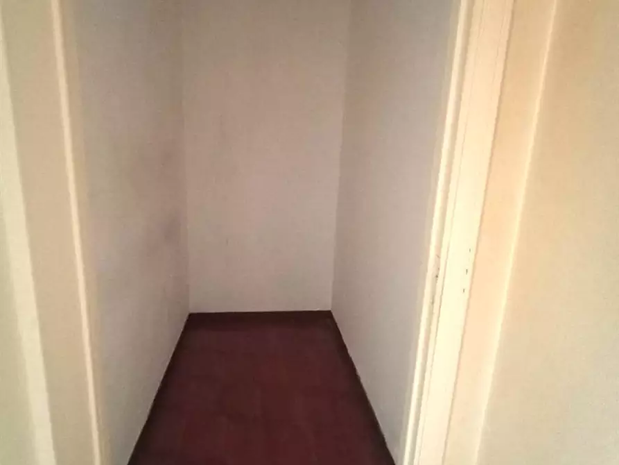 Immagine 26 di Trilocale in vendita  a Aci Castello