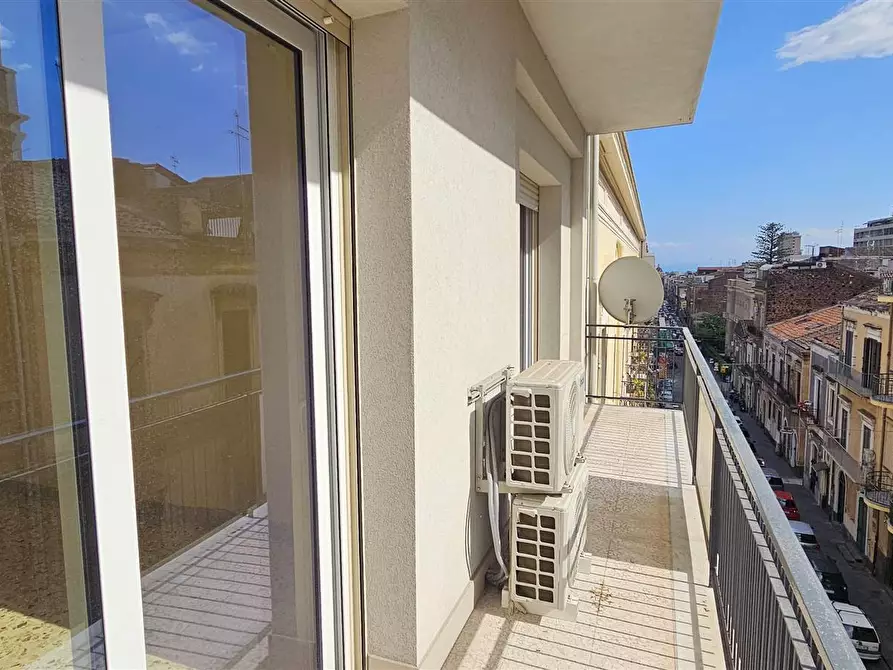 Immagine 8 di Appartamento in vendita  a Catania