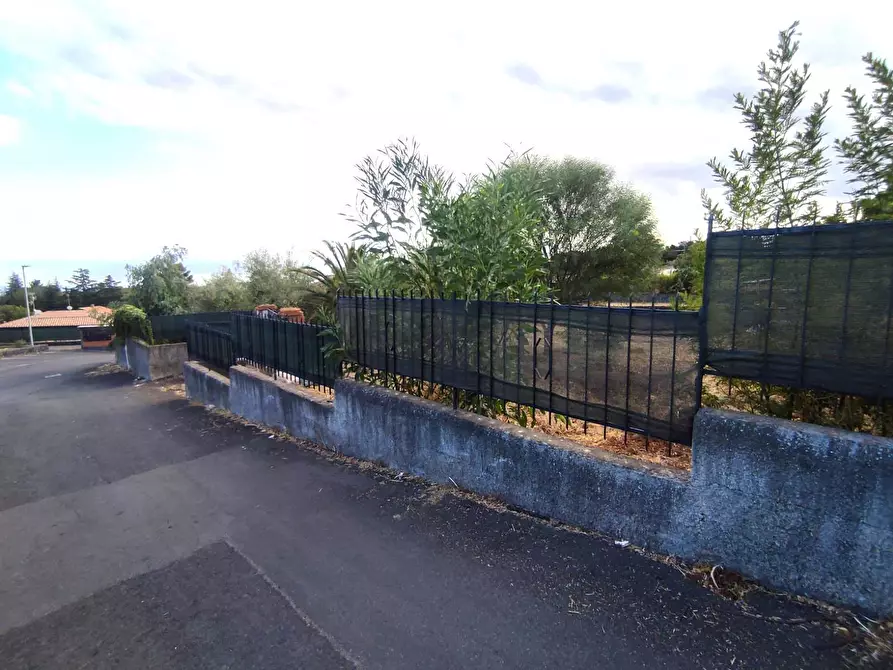 Immagine 11 di Terreno edificabile in vendita  in Via Dei Gelsomini 16 a Pedara