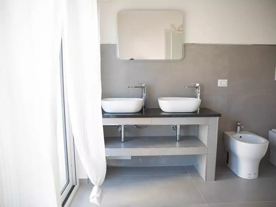 Immagine 25 di Appartamento in vendita  a Catania