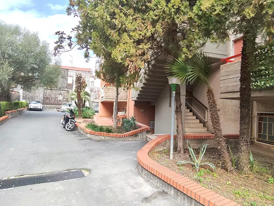 Immagine 23 di Bilocale in vendita  in Via Macello 42 a Catania