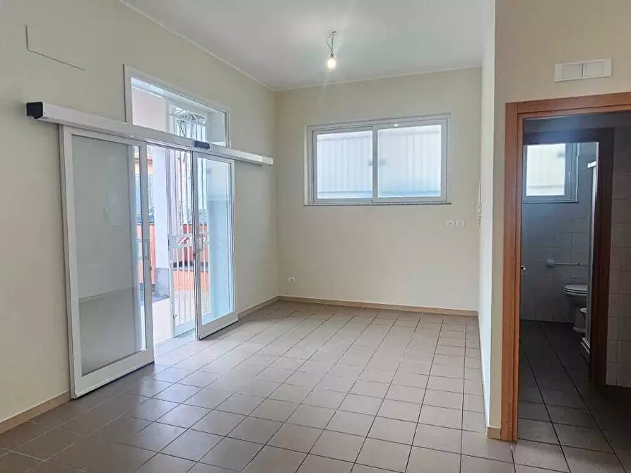 Immagine 21 di Attività artigianale in affitto  in Via Sciarelli 55 a Aci Castello