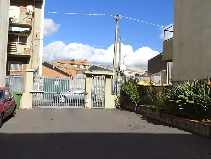 Immagine 1 di Garage in vendita  in Via Calvario a San Pietro Clarenza