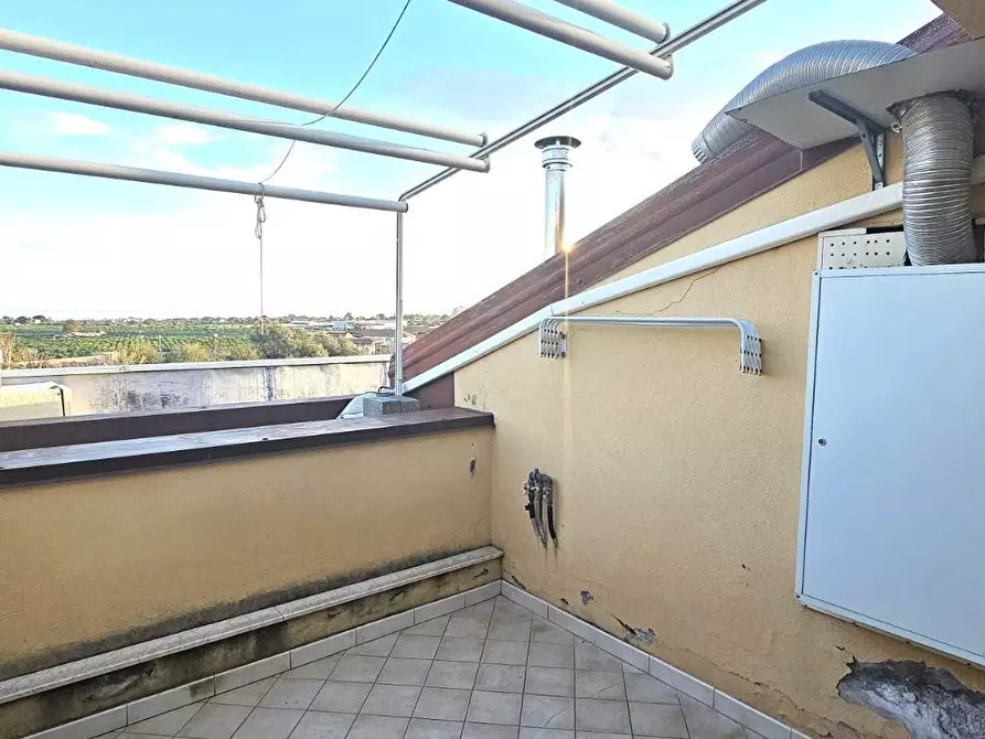 Immagine 14 di Mansarda in vendita  a Fiumefreddo Di Sicilia