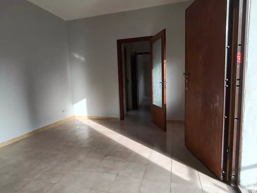 Immagine 7 di Trilocale in vendita  in Via Vincenzo Bellini 20 a San Pietro Clarenza