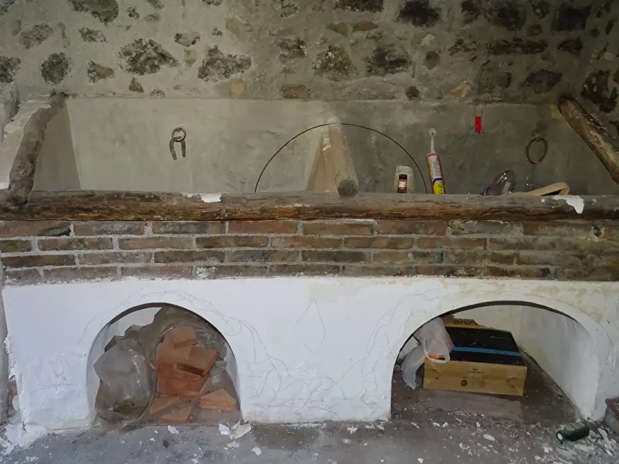 Immagine 28 di Casa indipendente in vendita  in Via Monte Grappa 7 a Belpasso