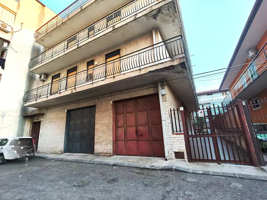 Immagine 40 di Pentalocale in vendita  in Via Bachelet 1 a Misterbianco