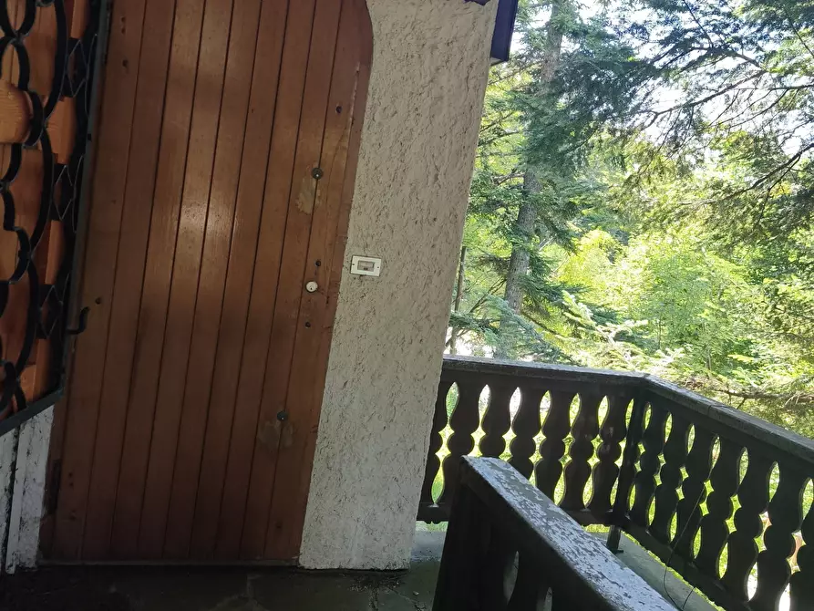 Immagine 4 di Baita in vendita  in Via Bagatti 49 a Abetone Cutigliano