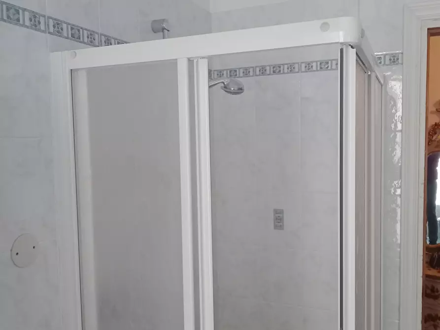 Immagine 16 di Trilocale in vendita  in Strada Privata Vallarino 6 a San Remo