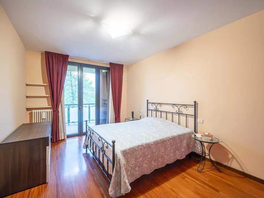 Immagine 20 di Bilocale in vendita  in Largo Monsignor Luigi Calza 7 a Parma