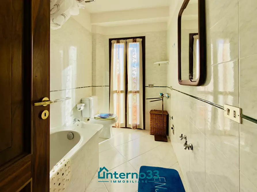 Immagine 15 di Attico in vendita  in Via Cerreti 21 a Santo Stefano Di Magra