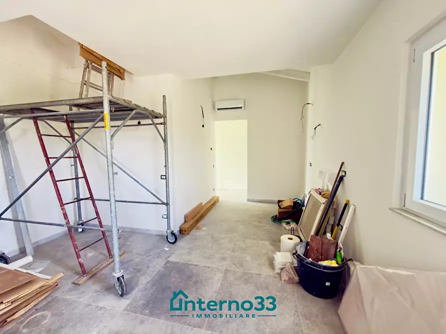 Immagine 4 di Casa semindipendente in vendita  a Sarzana