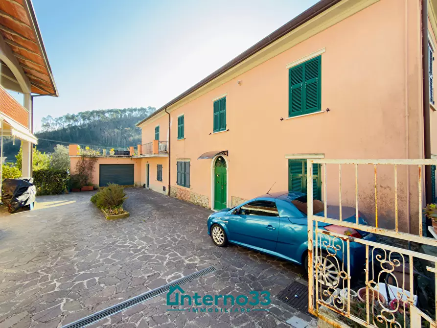 Immagine 21 di Trilocale in vendita  in Via Castagno 39 a Ortonovo