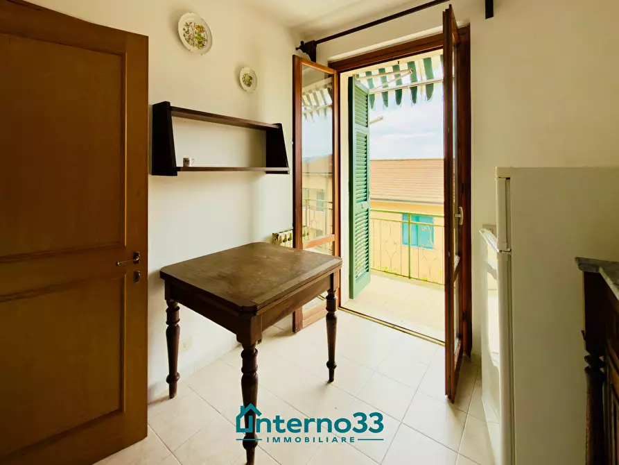 Immagine 12 di Quadrilocale in vendita  a Sarzana