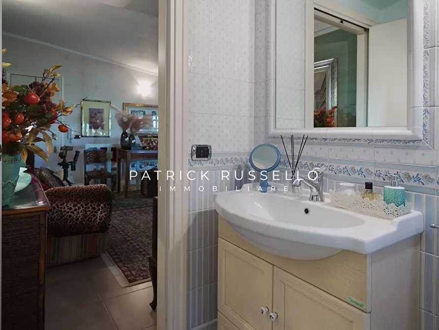 Immagine 49 di Attico in vendita  in Via Papa Pio X 19 a Gela