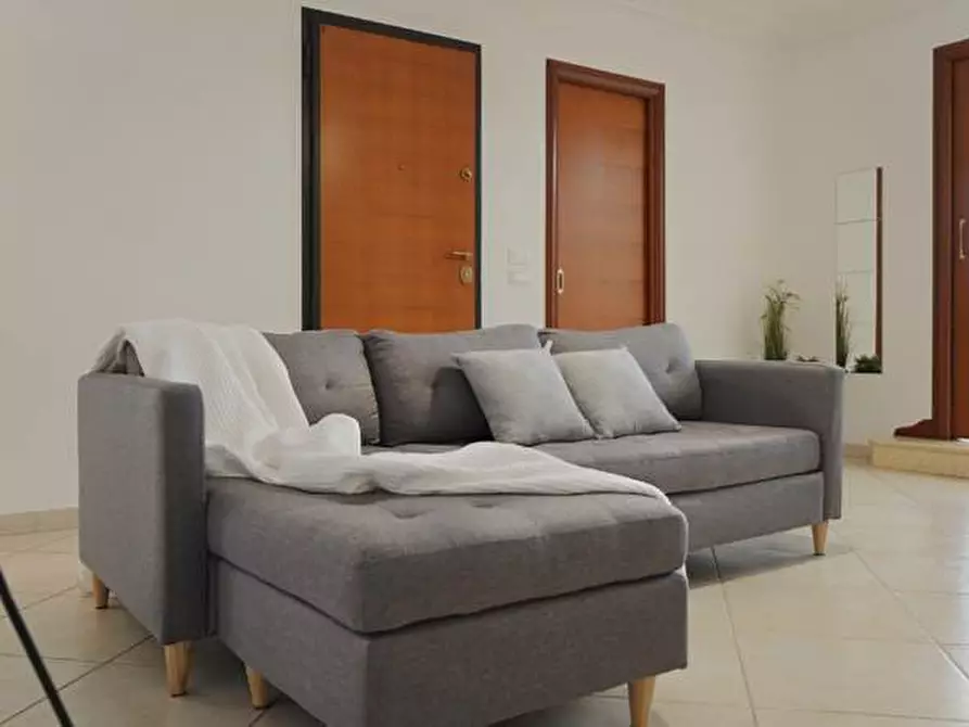 Immagine 3 di Trilocale in vendita  in Via apollo 19 a Gela