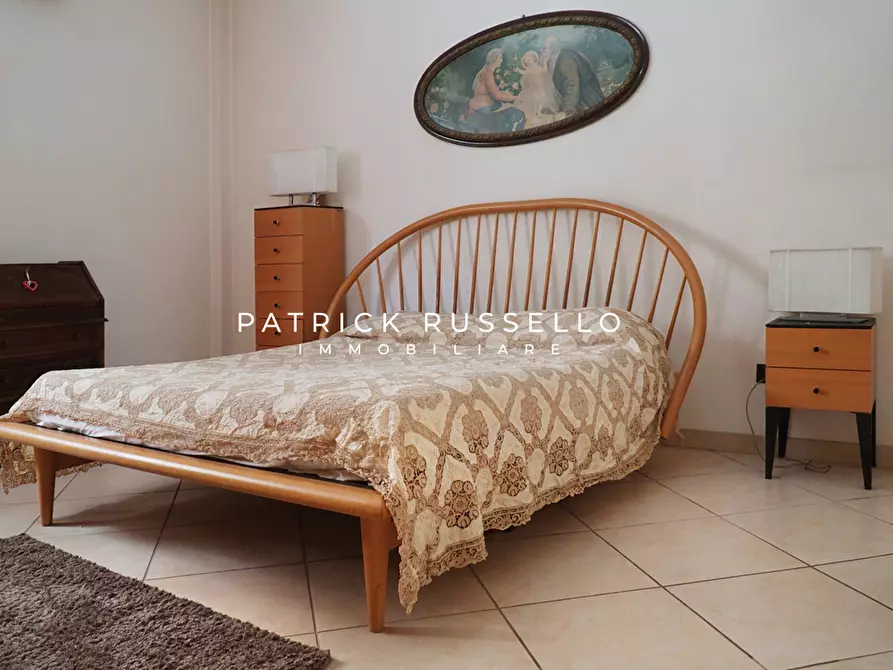 Immagine 18 di Trilocale in vendita  in Via Seneca 2 a Gela