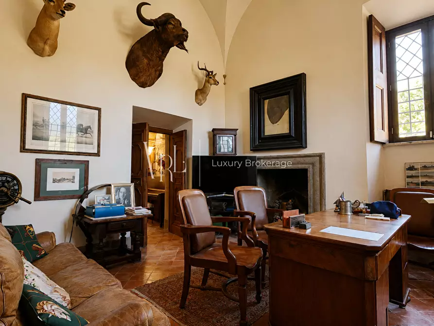 Immagine 42 di Villa in vendita  a Roma