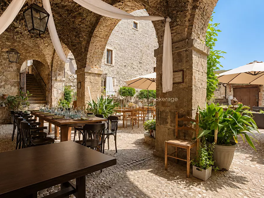 Immagine 4 di Casa indipendente in vendita  a Tivoli