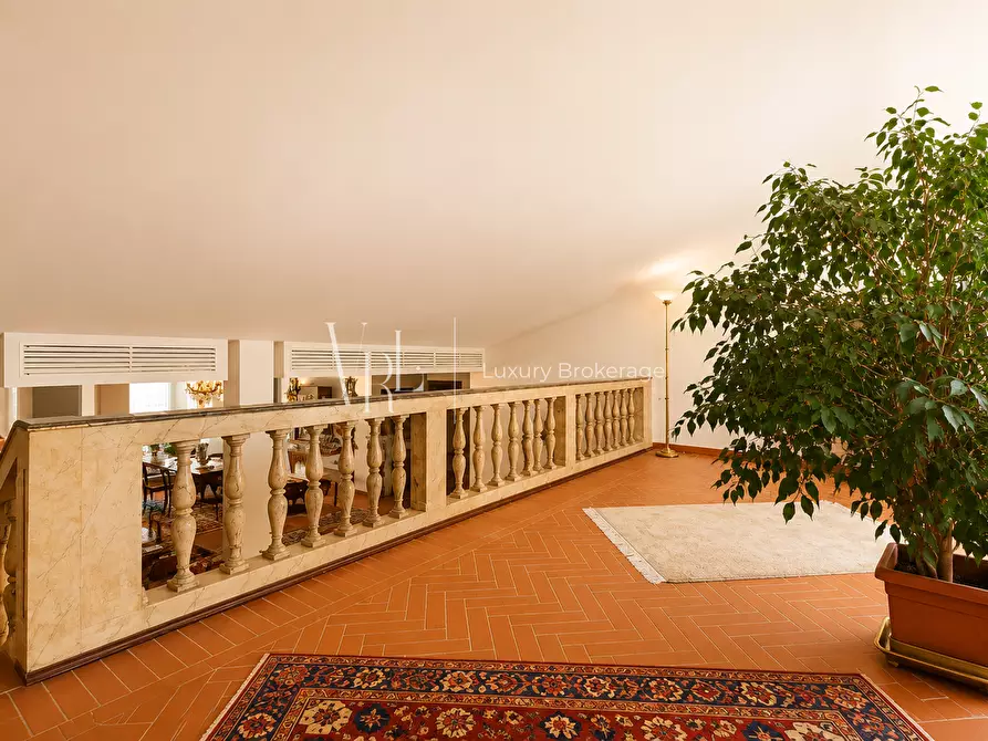 Immagine 20 di Villa in vendita  a Roma