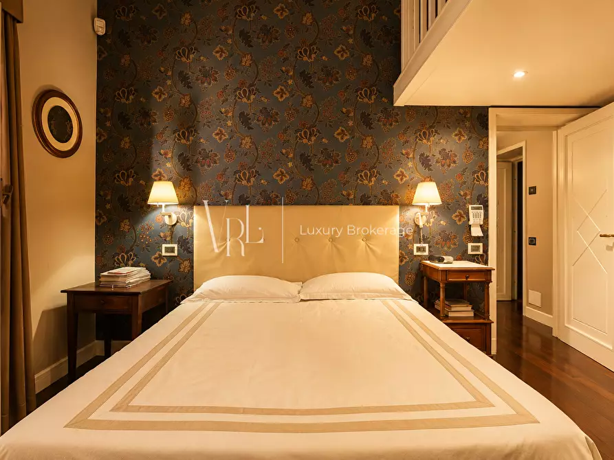 Immagine 34 di Villa in vendita  a Roma