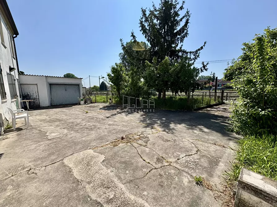 Immagine 15 di Casa bifamiliare in vendita  in Via Ponte Santa Croce 2 a Rovigo