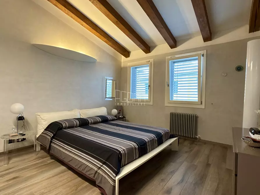 Immagine 9 di Casa bifamiliare in vendita  a Rovigo