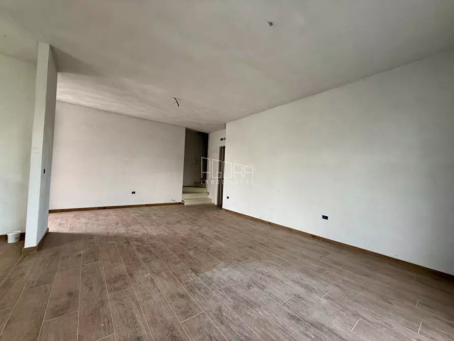 Immagine 3 di Casa trifamiliare in vendita  a Rovigo