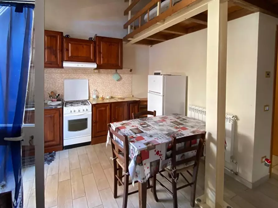 Immagine 9 di Loft/Open space in affitto  a Viareggio