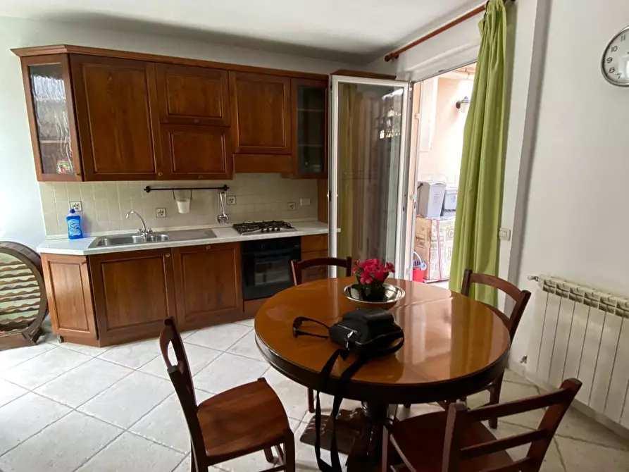 Immagine 13 di Terratetto in affitto  a Viareggio