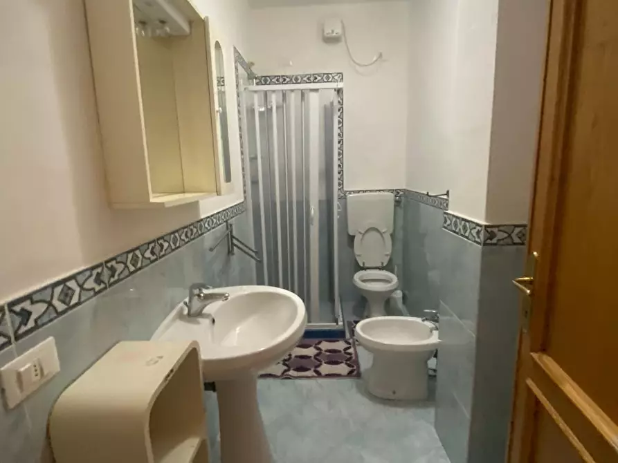 Immagine 5 di Trilocale in affitto  a Viareggio