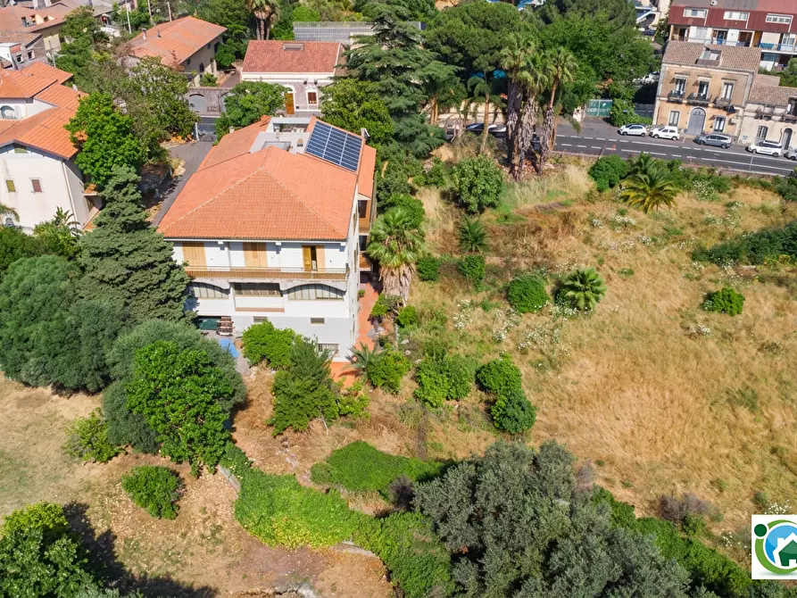 Immagine 45 di Villa in vendita  in Via Roma 29 a Sant'agata Li Battiati