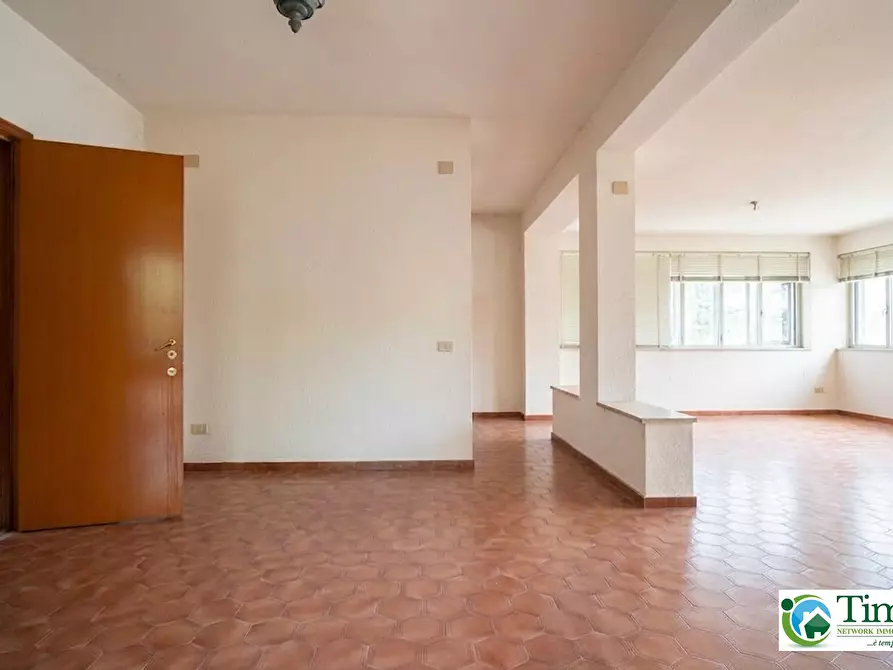 Immagine 10 di Villa in vendita  in Via Roma 29 a Sant'agata Li Battiati